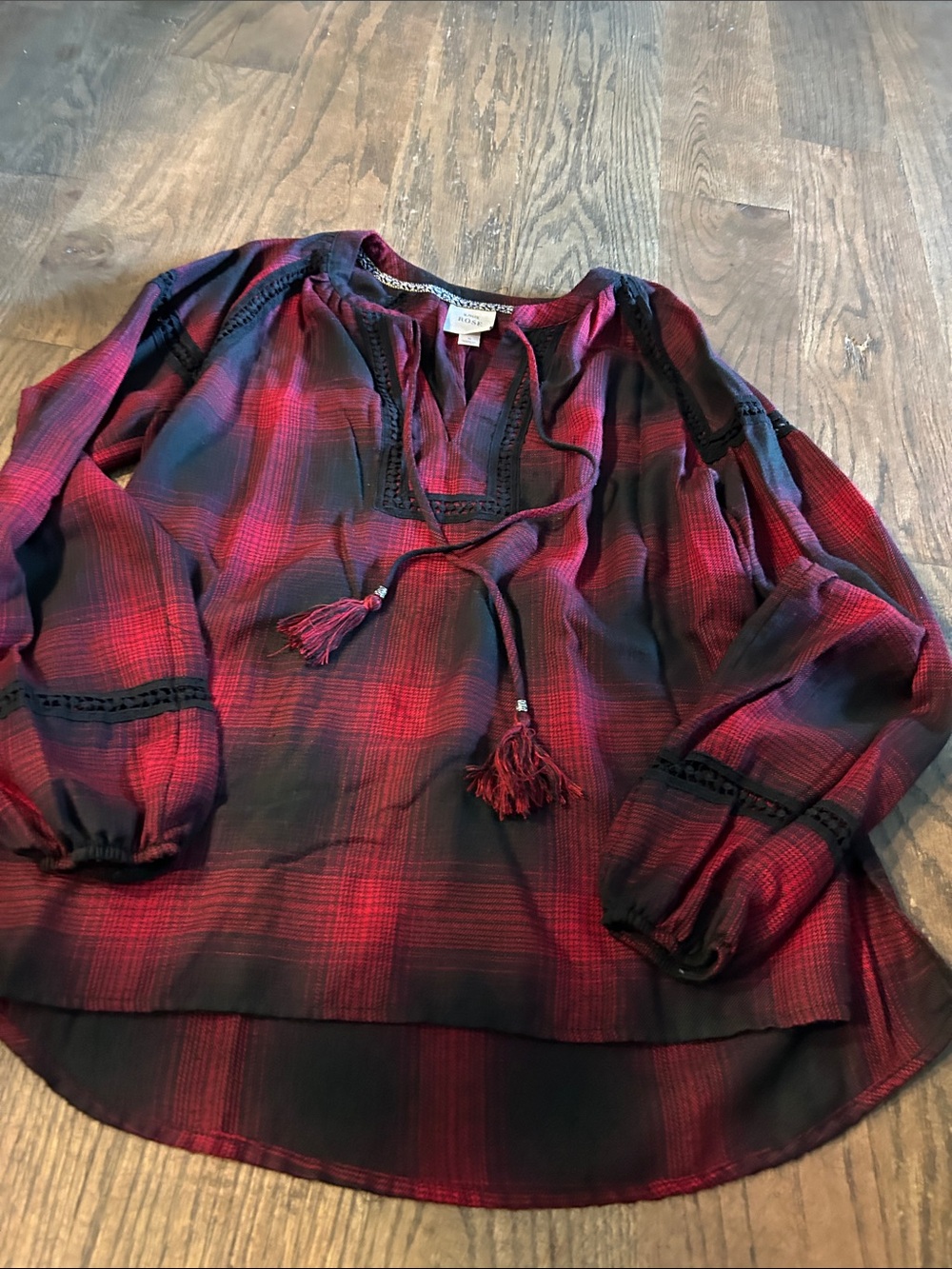 Knox Rose Red and Black Plaid Tassel Peasant Tunic